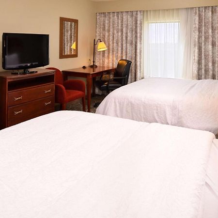 Hampton Inn By Hilton Litchfield Exterior foto